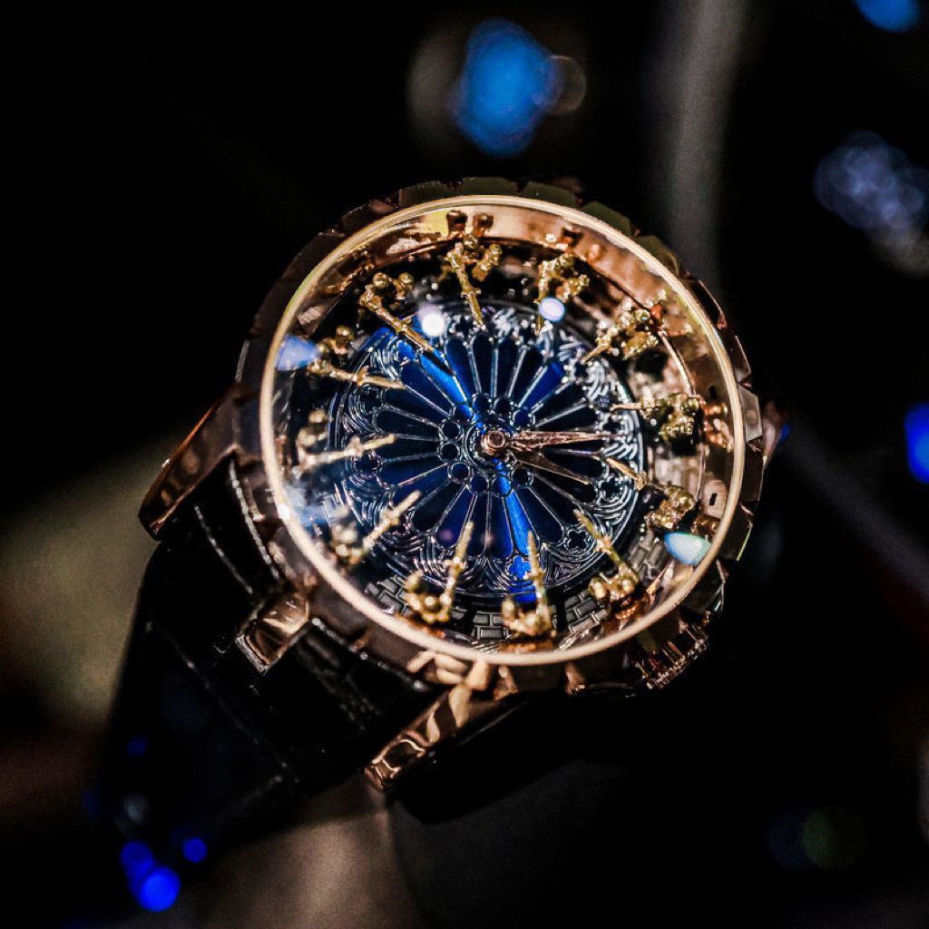 豪華でエレガントなメンズウォッチ、十二騎士団ウォッチ、ワーム - Table Watch Luxury のレビューと価格