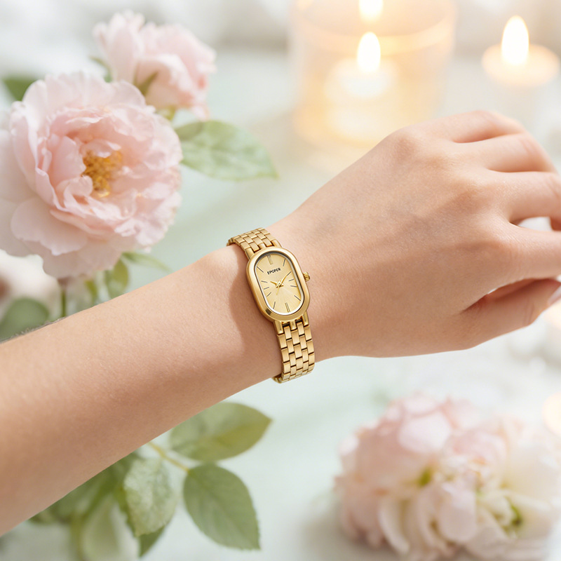 アンティークな雰囲気の高級感ある腕時計 レトロなニッチアート - Luxury Watch Levels のレビューと価格