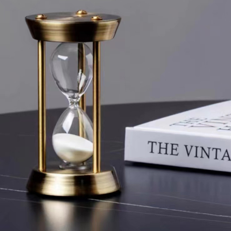 金属製のhourglassカウントダウン、ミニデスクトップの - Table Watch Luxury のレビューと価格